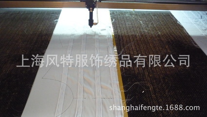 上海风特绣花厂 专业服装布料与皮革激光裁剪切割及绣花加工服务